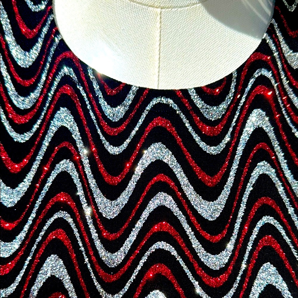Sleeveless Blouse.  Sparkly, Classy, Elegant - Picture 2 of 8